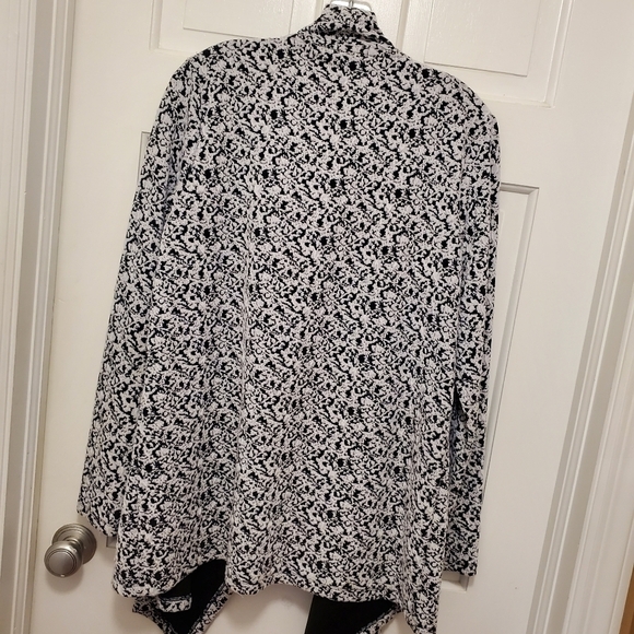 Kut from the Cloth Open front Cascading Knit Cardigan size Large, classic - Picture 5 of 8